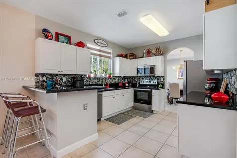 2126 NE 38th Road Homestead FL 33033