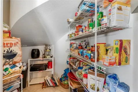2126 NE 38th Road Homestead FL 33033