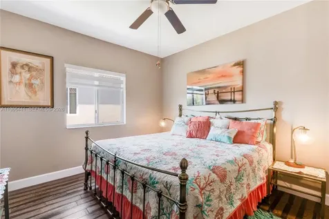 2126 NE 38th Road Homestead FL 33033