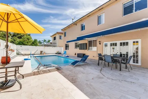 2126 NE 38th Road Homestead FL 33033