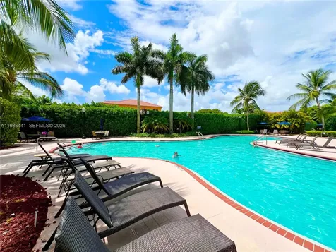 2126 NE 38th Road Homestead FL 33033