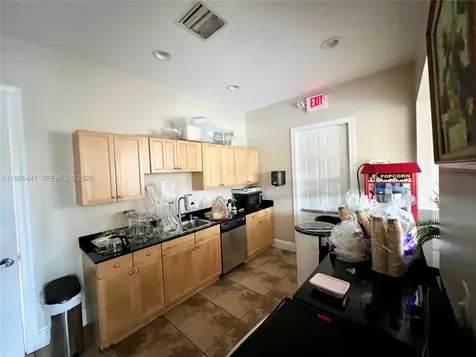2126 NE 38th Road Homestead FL 33033