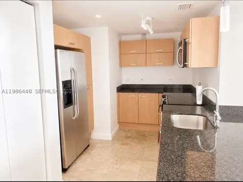 350 S Miami Avenue Miami FL 33130