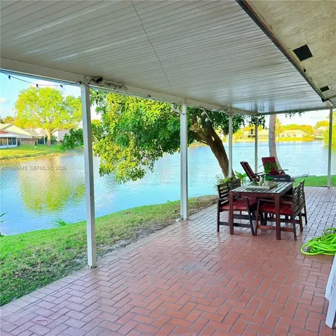 10025 SW 16th Street Pembroke Pines FL 33025