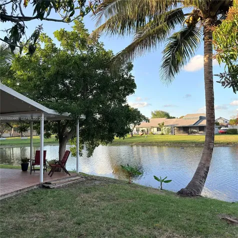 10025 SW 16th Street Pembroke Pines FL 33025