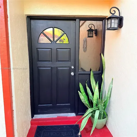 10025 SW 16th Street Pembroke Pines FL 33025
