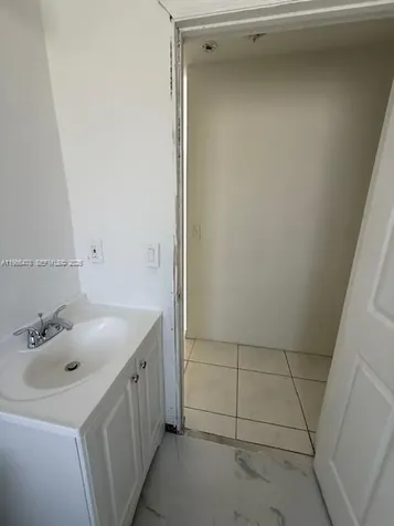 708 SW 9th Street Dania Beach FL 33004