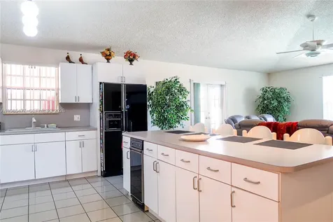 661 NE 4th Place Hialeah FL 33010