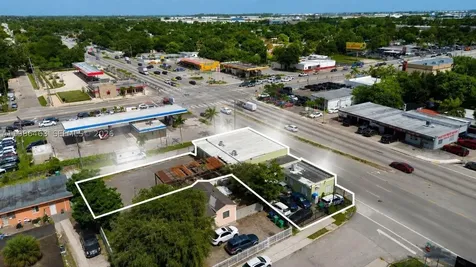 2618 NW 103rd Street Miami FL 33147