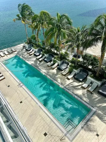 2900 NE 7th Avenue Miami FL 33137