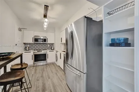 9195 Collins Avenue Surfside FL 33154