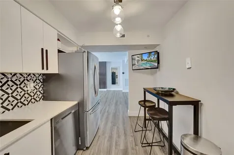 9195 Collins Avenue Surfside FL 33154