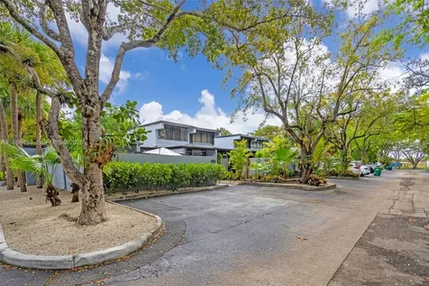 16341 Wood Walk Miami Lakes FL 33014