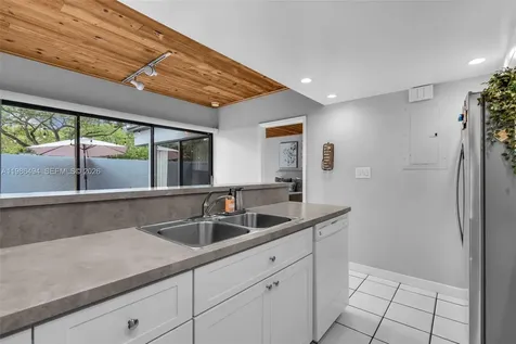 16341 Wood Walk Miami Lakes FL 33014