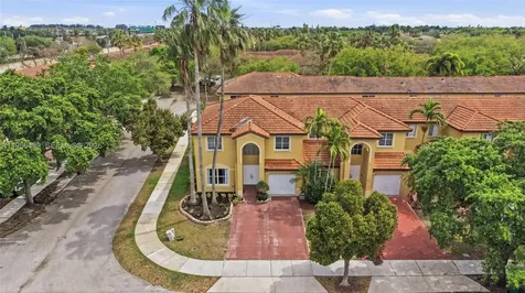 192 W Forest Oak Circle Davie FL 33325