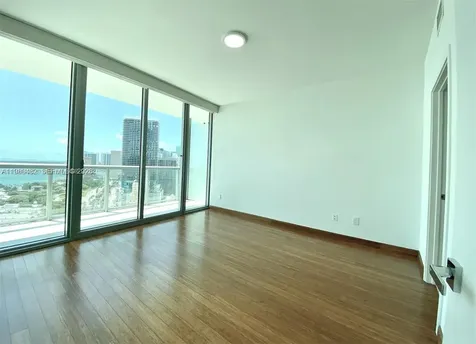 888 Biscayne Boulevard Miami FL 33132