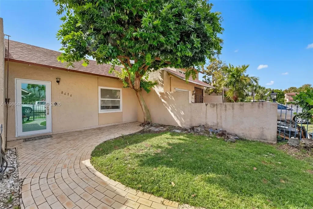8616 SW 103rd Avenue Miami FL 33173