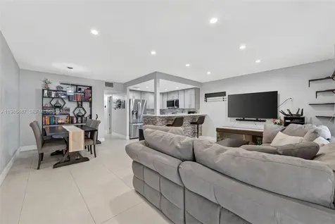 8616 SW 103rd Avenue Miami FL 33173