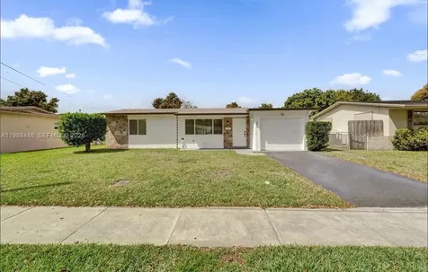 5023 SW 93rd Avenue Cooper City FL 33328