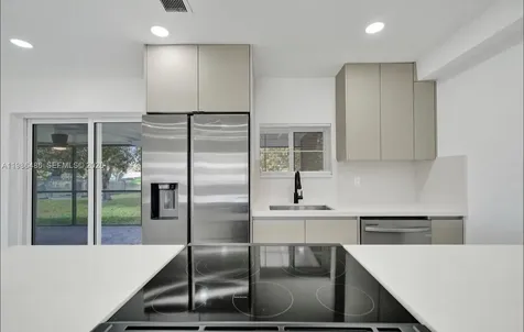 5023 SW 93rd Avenue Cooper City FL 33328