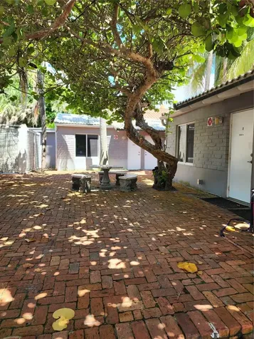 315 Walnut Street Hollywood FL 33019
