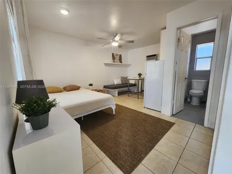 315 Walnut Street Hollywood FL 33019