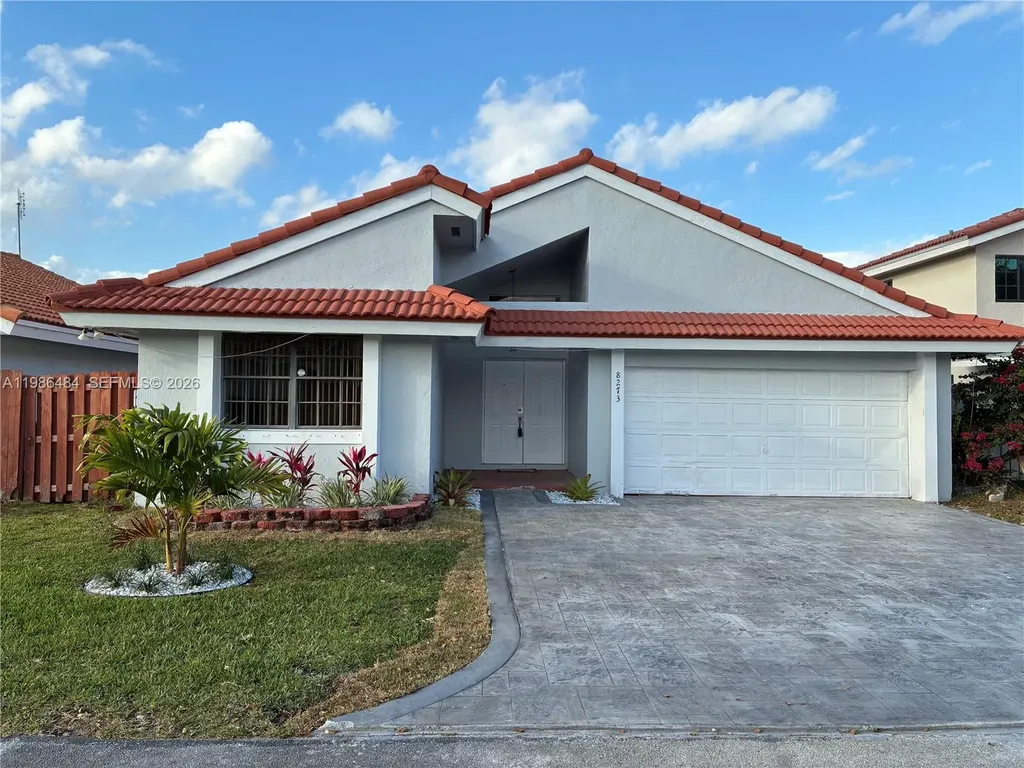 8273 NW 188th Terrace Hialeah FL 33015