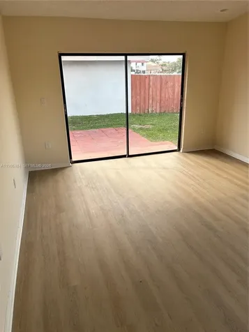 8273 NW 188th Terrace Hialeah FL 33015