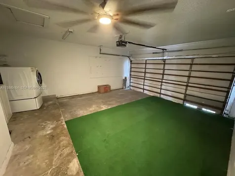8273 NW 188th Terrace Hialeah FL 33015