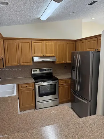8273 NW 188th Terrace Hialeah FL 33015