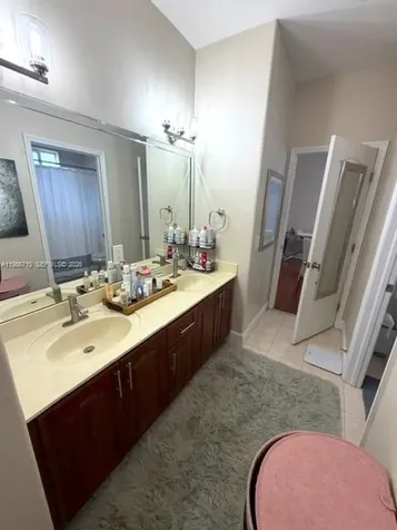 7770 NW 161st Terrace Miami Lakes FL 33016