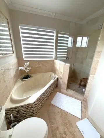 7770 NW 161st Terrace Miami Lakes FL 33016