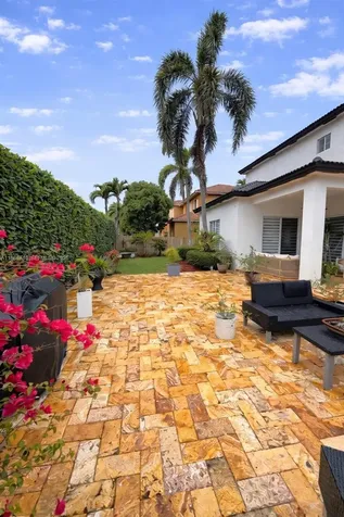 7770 NW 161st Terrace Miami Lakes FL 33016