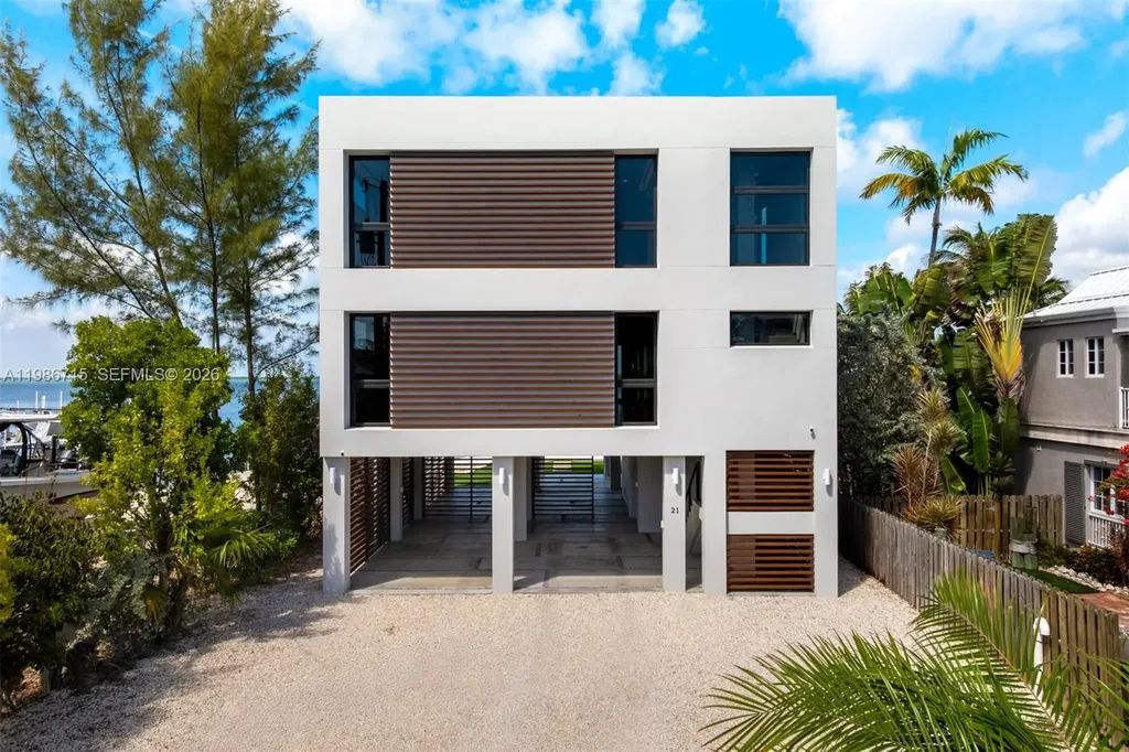 21 Stillwright Way Key Largo FL 33037