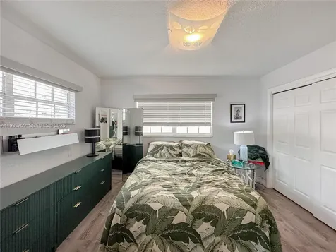1611 West Avenue Miami Beach FL 33139
