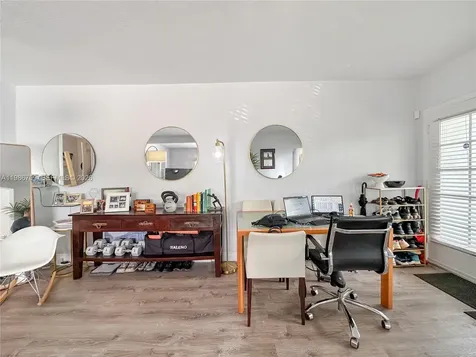 1611 West Avenue Miami Beach FL 33139