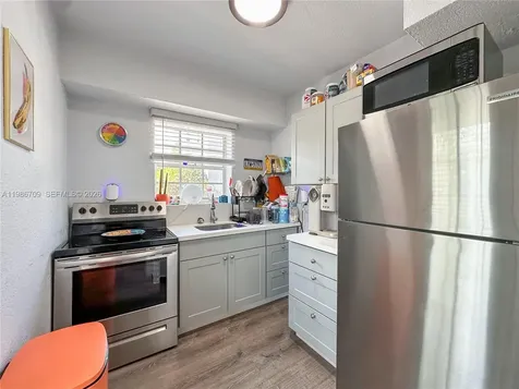 1611 West Avenue Miami Beach FL 33139