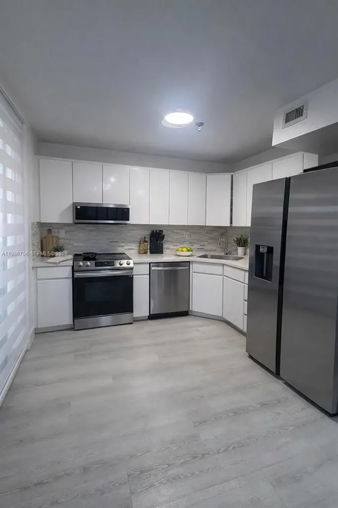 671 NE 195th Street Miami FL 33179