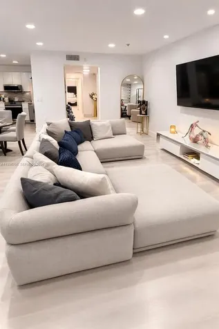 671 NE 195th Street Miami FL 33179