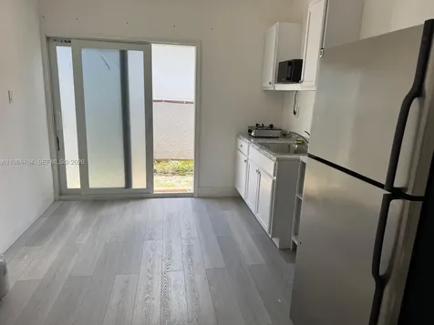 5995 NW 24th Avenue Miami FL 33142