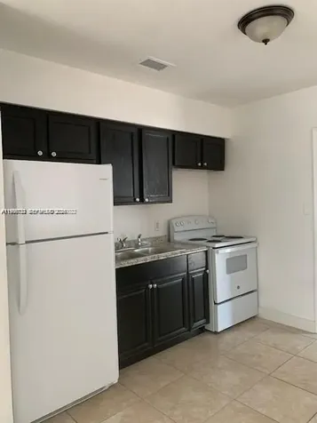 3050 NW 8th Place Fort Lauderdale FL 33311