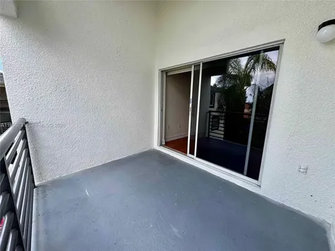 9731 Fontainebleau Boulevard Miami FL 33172
