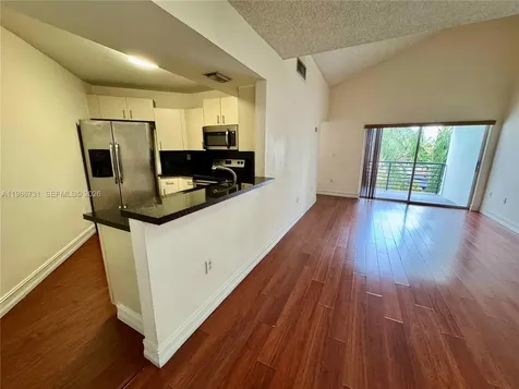 9731 Fontainebleau Boulevard Miami FL 33172