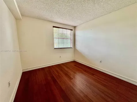 9731 Fontainebleau Boulevard Miami FL 33172
