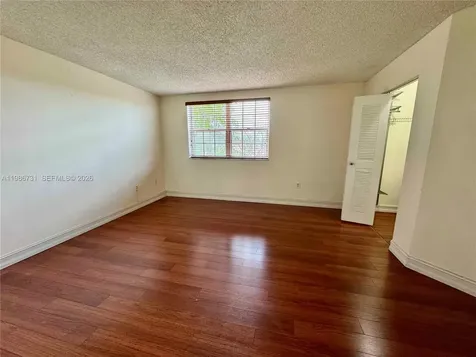 9731 Fontainebleau Boulevard Miami FL 33172