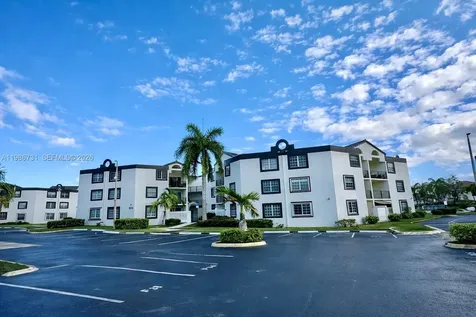 9731 Fontainebleau Boulevard Miami FL 33172