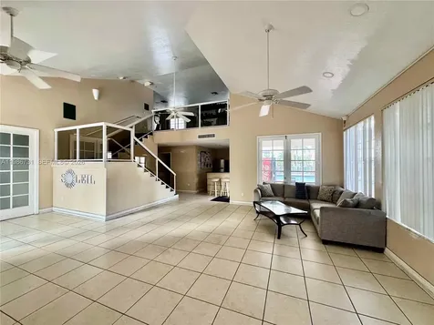 9731 Fontainebleau Boulevard Miami FL 33172