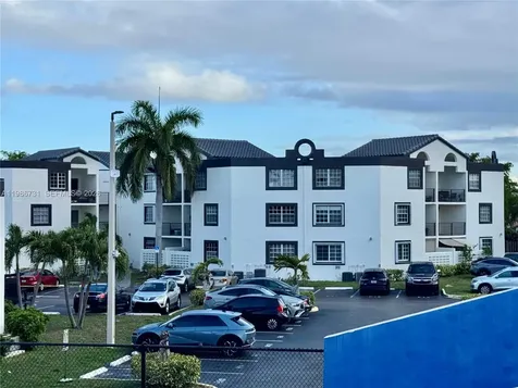 9731 Fontainebleau Boulevard Miami FL 33172