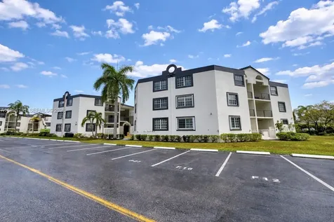 9731 Fontainebleau Boulevard Miami FL 33172