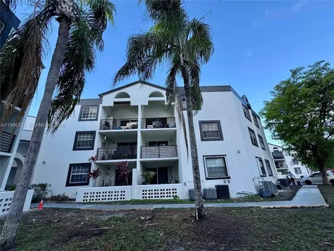 9731 Fontainebleau Boulevard Miami FL 33172